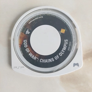 [PSP] Vând God of War Chains of Olympus pentru PlayStation Portable ! [poză reală]