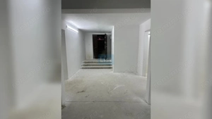 Spațiu comercial 200mp – Ideal producție / confecții / depozitare - imagine 2