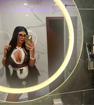 azi am ajuns servici fara party non stop 