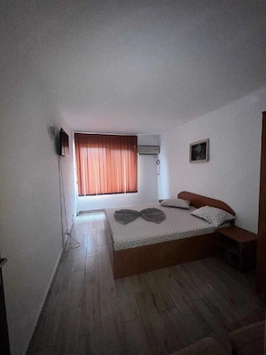 Apartament 2 camere Neptun  - imagine 3