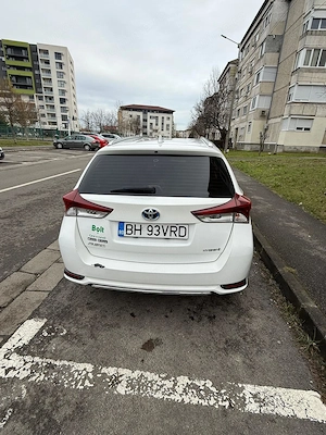 Vand Toyota Auris 2017 GPL - imagine 3