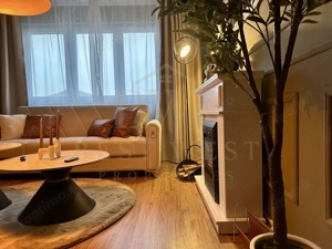 Apartament cu 3 camere, mobilat și utilat - zona Cetății - imagine 2