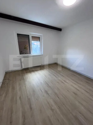 Apartament decomandat, 52 mp, zona Rovine - imagine 3