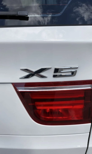Emblema sigla logo X5 BMW premium cromata portbagaj
