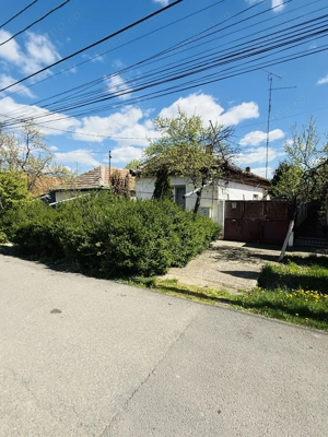 Ciarda Roșie | 2 case în curte | Teren 700 mp | Garaj | Toate utilitățile