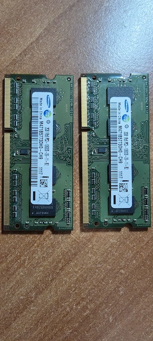 2 x Samsung 2gb RAM 1rX8 pc3-10600s Laptop Memory