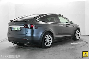 Tesla Model X - imagine 5
