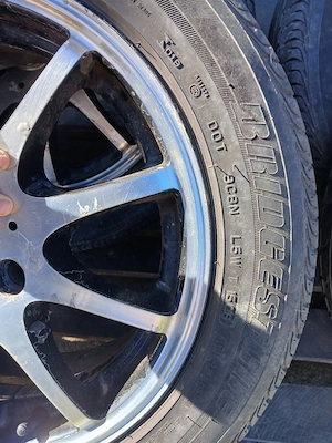 Vând set 4 jante DEZENT + cauciuc pret negociabil - imagine 3