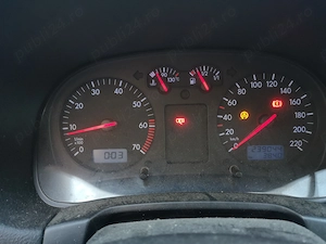 VW Golf 4 1.4 benzina - imagine 3