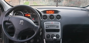 2014 Peugeot 308 limuzina 143000 km reali unic proprietar motor 1400 cm benzina foarte econom - imagine 8