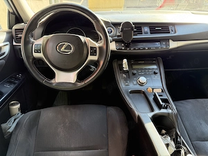 Lexus CT200h Hybrid - imagine 5