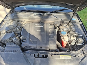 Dezmembrez Audi A4 b8 - imagine 2