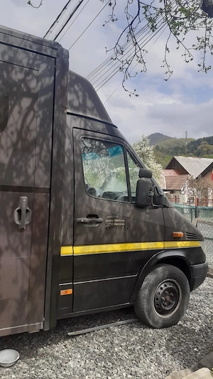 Mercedes sprinter cub foodtruck Autorulota Vulcanizare Service  - imagine 5