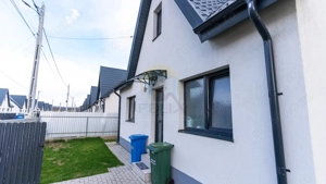 Casă în Hemeiuș, din 2024, – Curte, Foișor și Potențial Mansardare - imagine 3