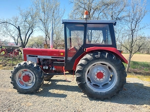 Tractor International 844 - imagine 2