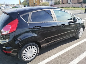 Ford Fiesta 2015 1.5 TDCi 75CP   AC, Bluetooth, Revizie făcută