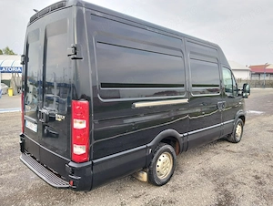 IVECO Daily an 2014 motor 2.3 tdi 127 cp euro 5.  inalt +2 panouri jumate - imagine 4