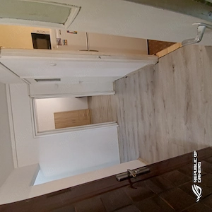 Inchiriez apartament cu 3 camere