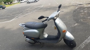 Scuter Piaggio Vespa ET2 RETRO 