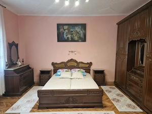 Casa ultracentral 2 camere  curte garaj - imagine 5