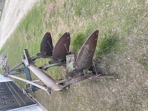 Utilaj agricol:plug - imagine 2