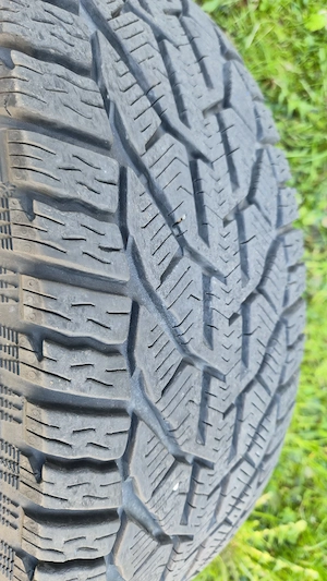 Vand roti cu jante de aliaj R17 si anvelope de iarnă.  - imagine 3