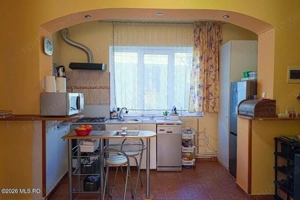 Lunei - Ion Neculce, 2 Apartamente. Mansarda 157 mp. Anexe, Lot 475 mp - imagine 11