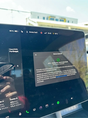 Tesla Model 3 Long Range DualMotor 2022 - imagine 4