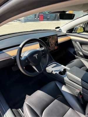 Tesla Model 3 Long Range DualMotor 2022 - imagine 3