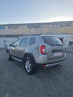 Duster 4 4 2013 Prestigi - imagine 3