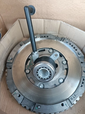 vind volanta masa dubla VALEO Renault si rulment presiune ambreiaj  - imagine 3