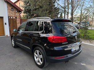 Volkswagen Tiguan 2013 2.0TDi 140 CP Interior Bi-Color 4x4 Navigație Jante Primu Propietar  - imagine 3