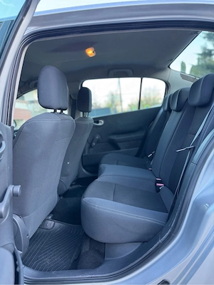 Renault Megane 1.5 DCI - imagine 8