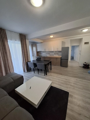 apartament de inchiriat  