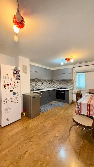 Apartament 3 camere 71m2