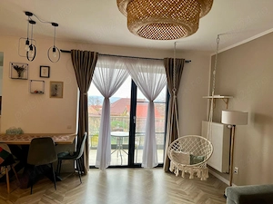 Apartament cu 3 camere modern, Andrei Mureșanu, parcare subterană, terasă, imobil nou