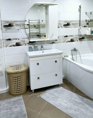 Închiriez garsonieră în Drumul Taberei