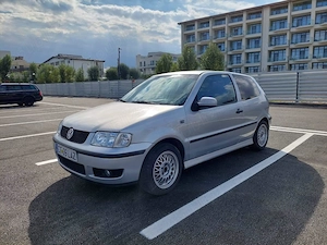 Vînd volkswagen polo. an 2001  - imagine 2