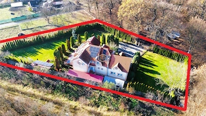  Domeniu privat la Padurea Noroieni | Vila D + P + M cu 9 camere | Curte, foisor, jacuzzi - imagine 20