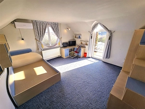  Domeniu privat la Padurea Noroieni | Vila D + P + M cu 9 camere | Curte, foisor, jacuzzi - imagine 12