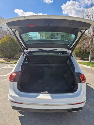 Volkswagen Tiguan-R Line-2017-automat - imagine 9