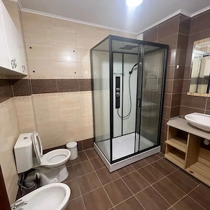 De inchiriat garsoniera zona Tei