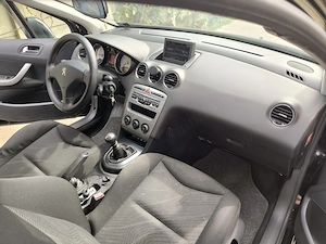 Vand Peugeot 308 SW 1.6 HDI 112 cp din 2011 euro 5 Perfecta stare - imagine 8