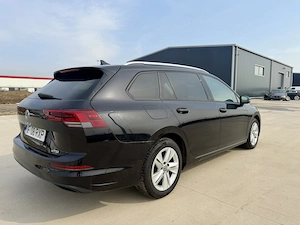 Vw Golf 8 break 999cm3 benzina 110cp automat inmatriculat 2022 - imagine 4