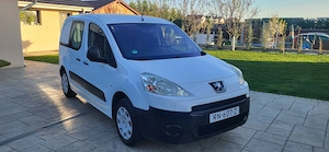 Peugeot Partner 3 Locuri - imagine 2