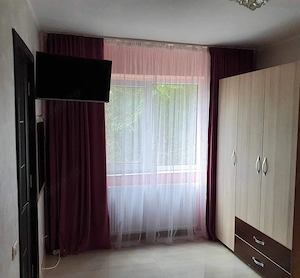 Inchiriez garsoniera in zona Rahova, centrala proprie - imagine 4