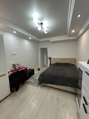 de inchiriat garsoniera zona Lujerului aproape de metrou