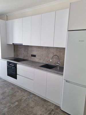 Închiriez garsonieră în zona Theodor Pallady