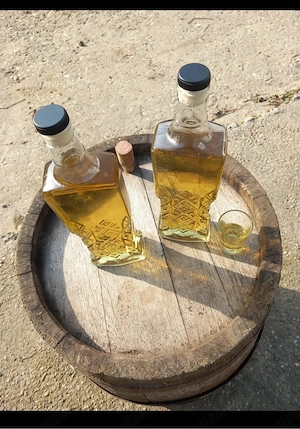 vand tuica tescovina