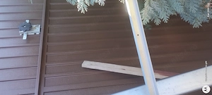 Vând ușă de garaj maro inchis 